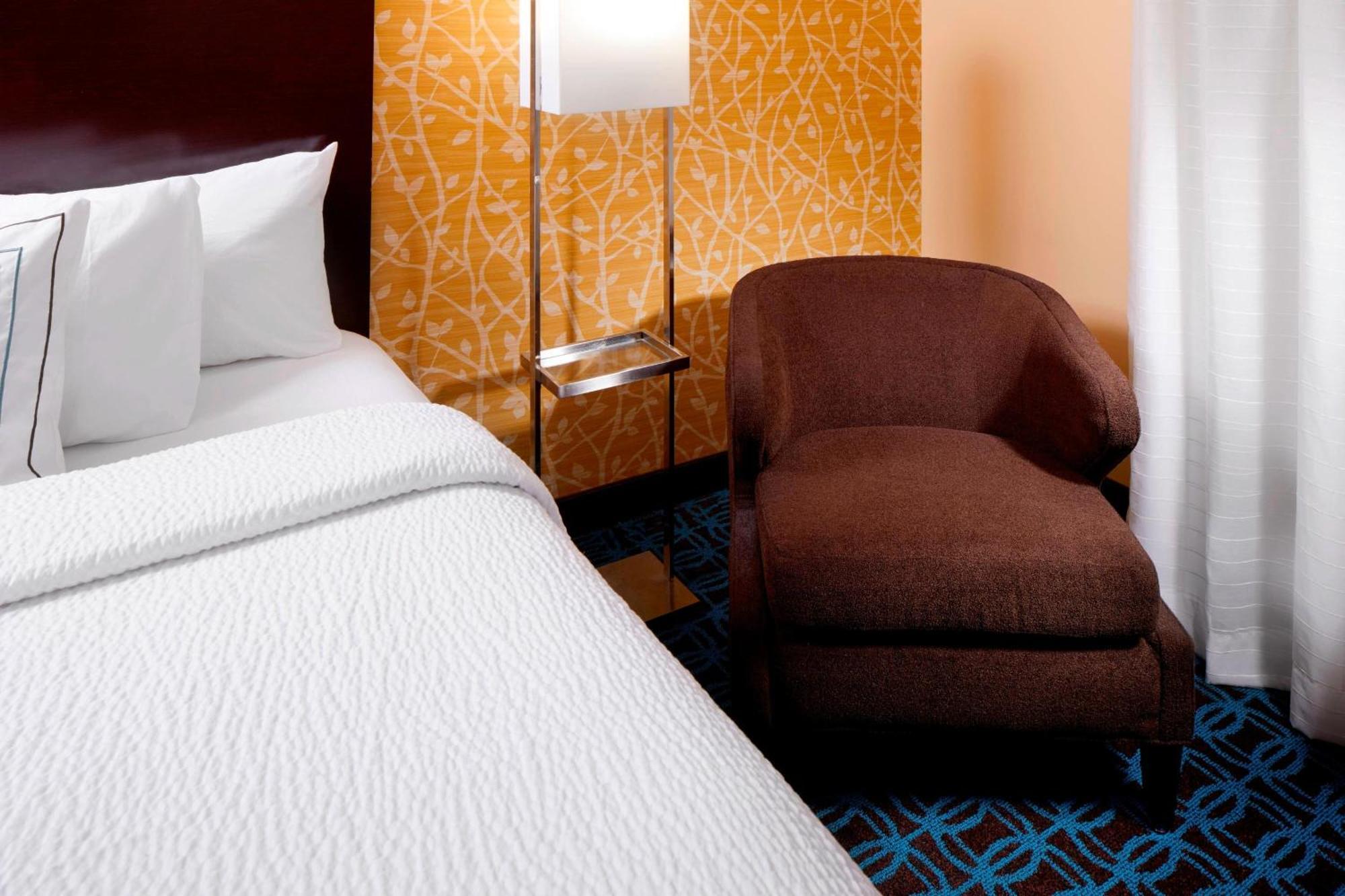 Fairfield Inn & Suites By Marriott Cumberland Extérieur photo