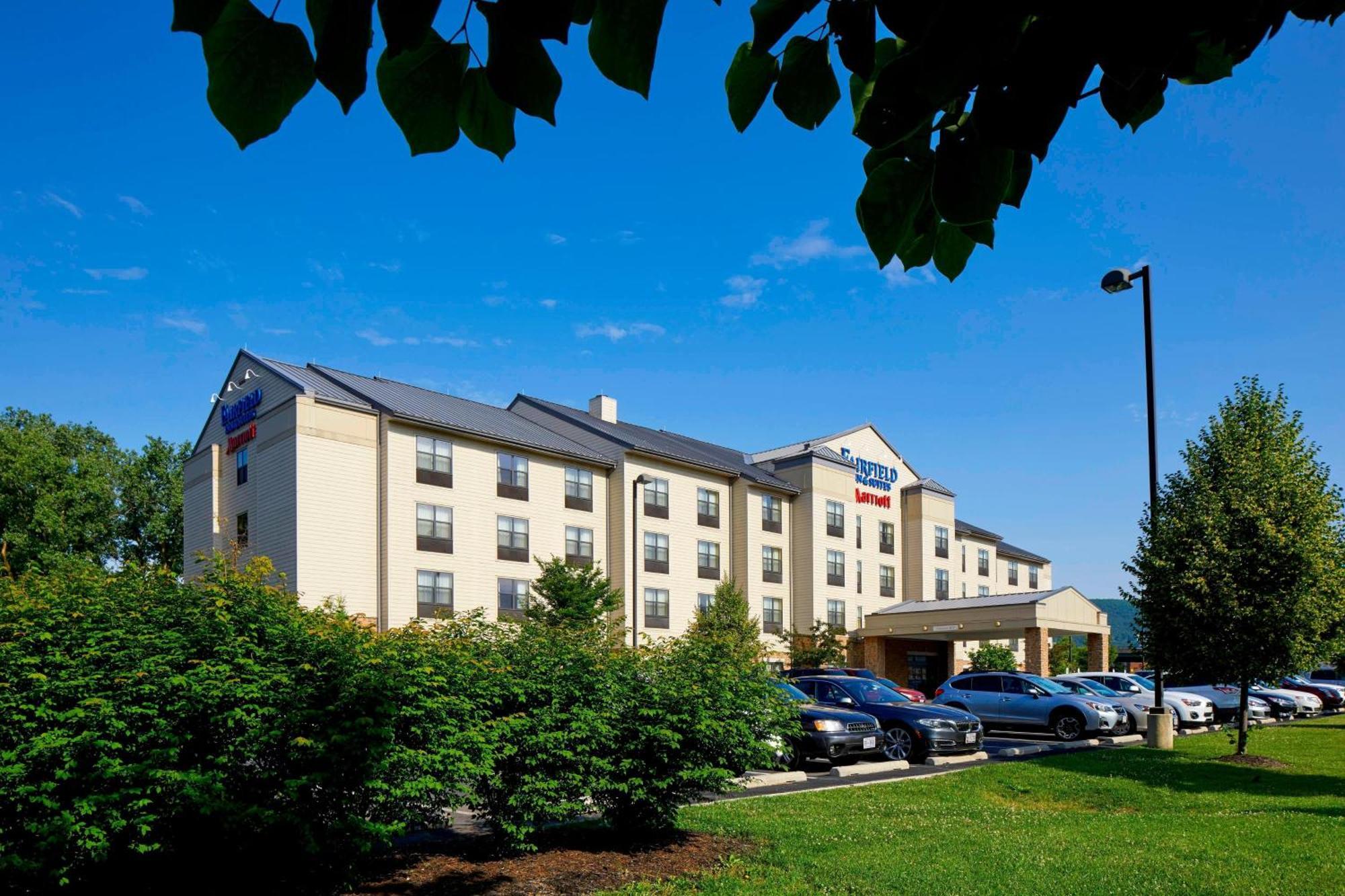 Fairfield Inn & Suites By Marriott Cumberland Extérieur photo
