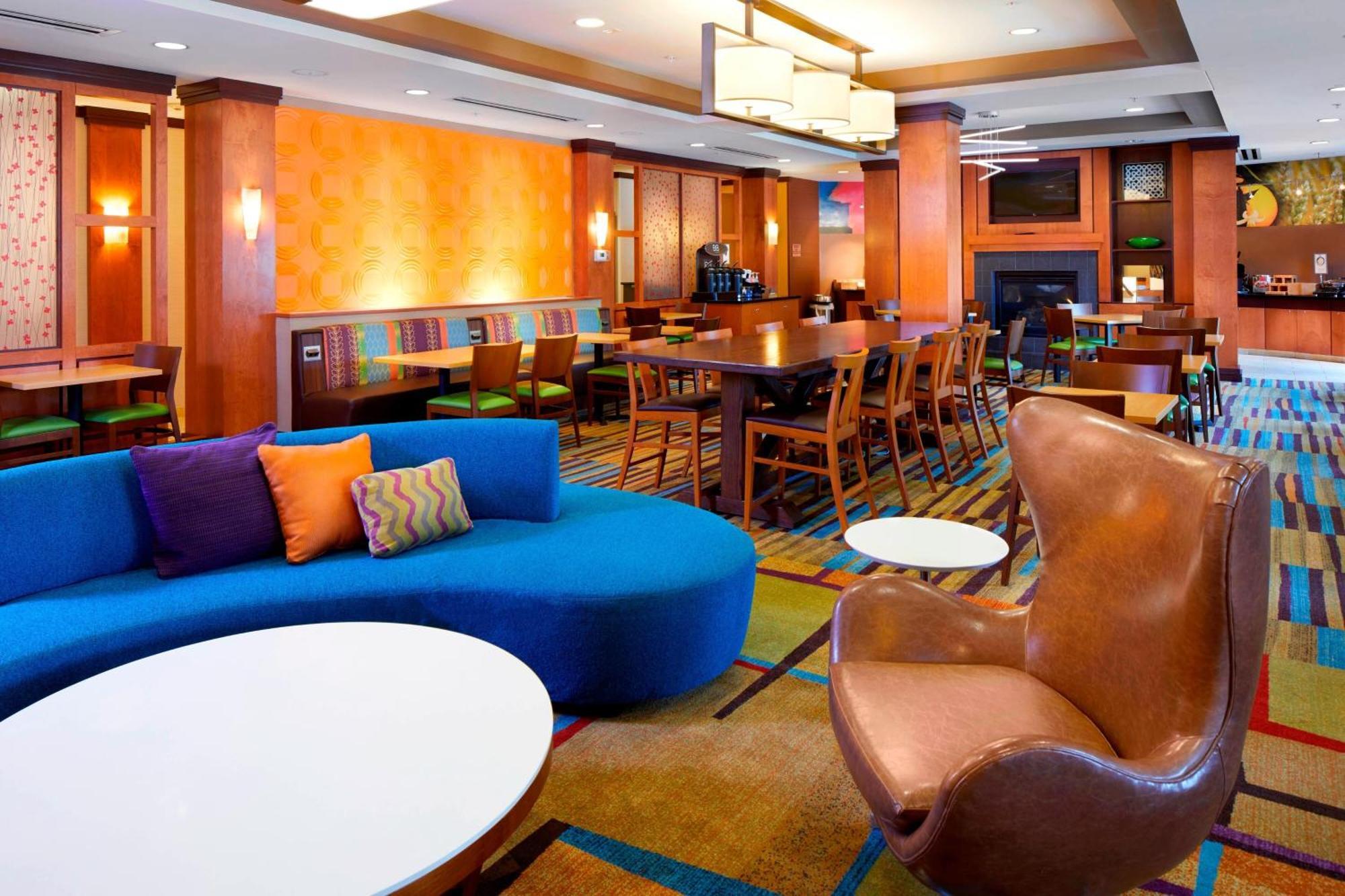 Fairfield Inn & Suites By Marriott Cumberland Extérieur photo